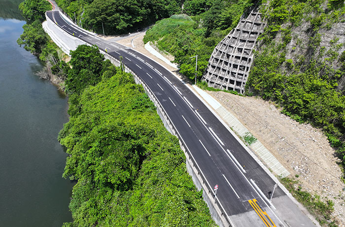 画像：馬口窪道路災害復旧工事